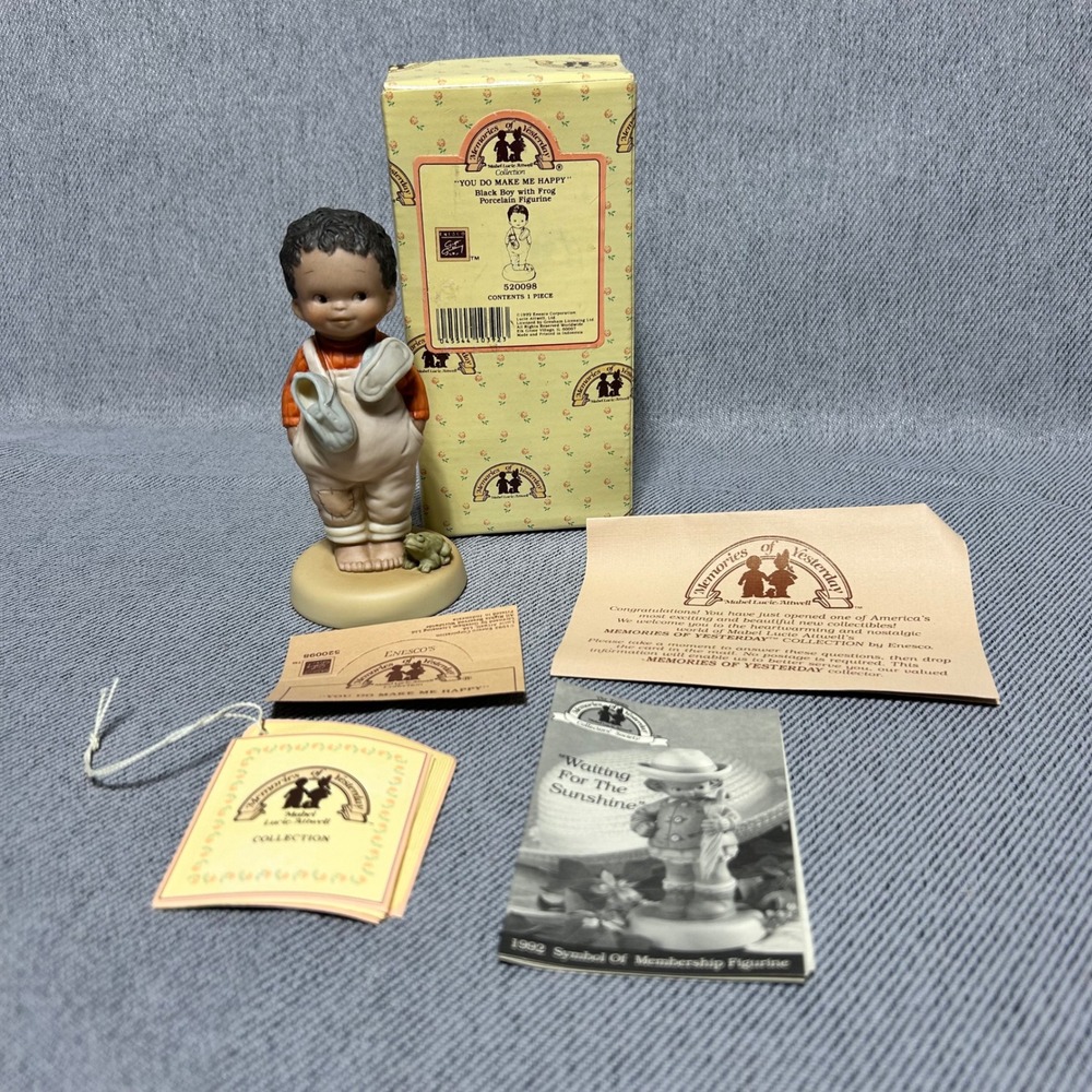 Enesco Memories of Yesterday Figurine 520098 You Do Make Me Happy Boy Frog